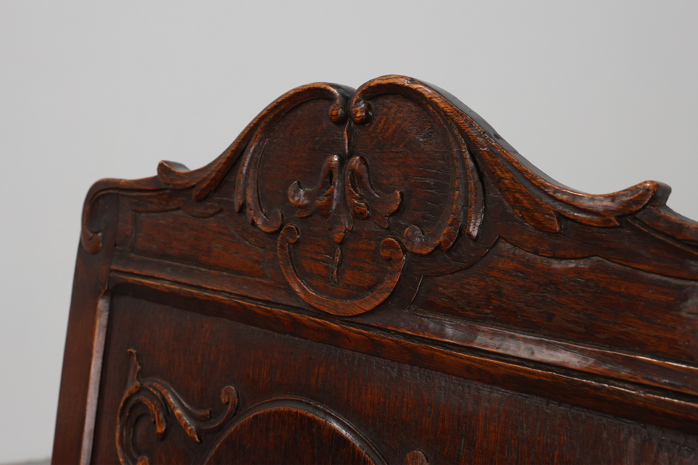 18th Century Liège Armchair in hand carved Oak, Belgiumthumbnail